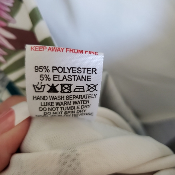 Missguided jumper - Picture 8 of 8